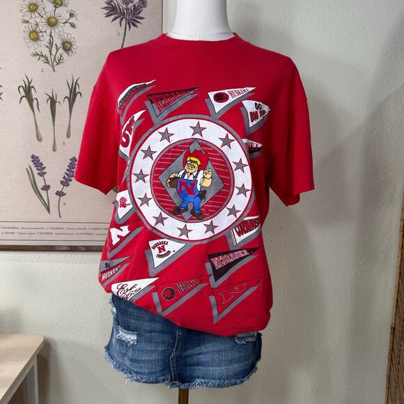 Vintage 90s Red Nebraska Huskers Cornhuskers Single Stitch Graphic T-Shirt M - Picture 1 of 9
